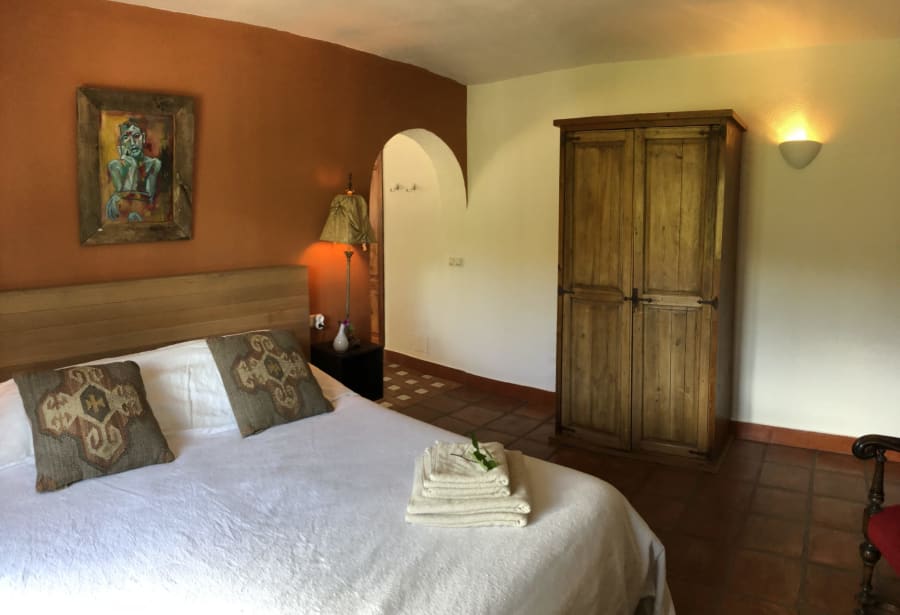 Back to La Tierra Home 34
